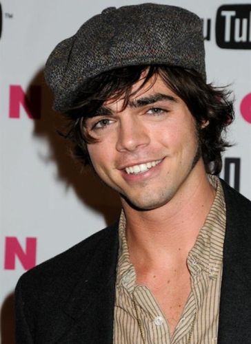 Reid Ewing Plastic Surgery A Health Hazard Plastic Surgery Mistakes