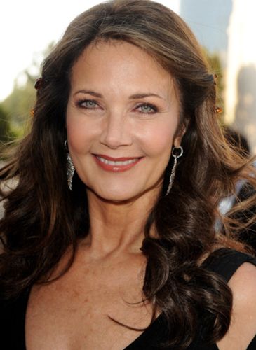 Lynda Carter Plastic Surgery: Just Keep Getting Younger